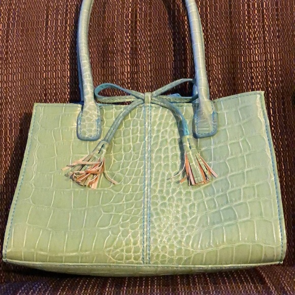 Liz Claiborne sea foam green/turquoise bag. - Picture 6 of 7